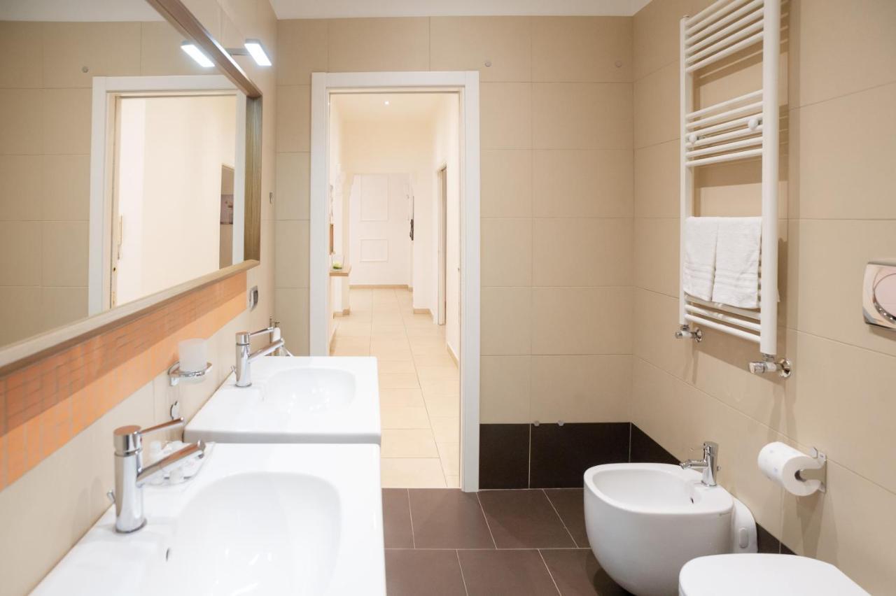 Internotre Luxury Apartment Bari Exterior photo