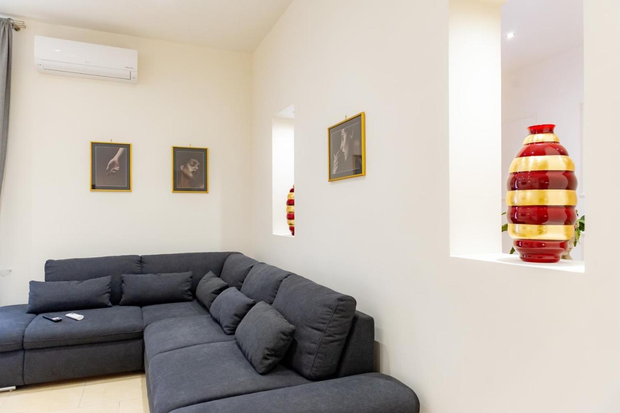 Internotre Luxury Apartment Bari Exterior photo